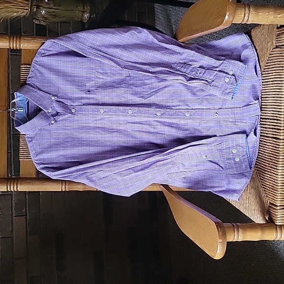 Izod purple plaid button-down,  size M - Picture 3 of 10